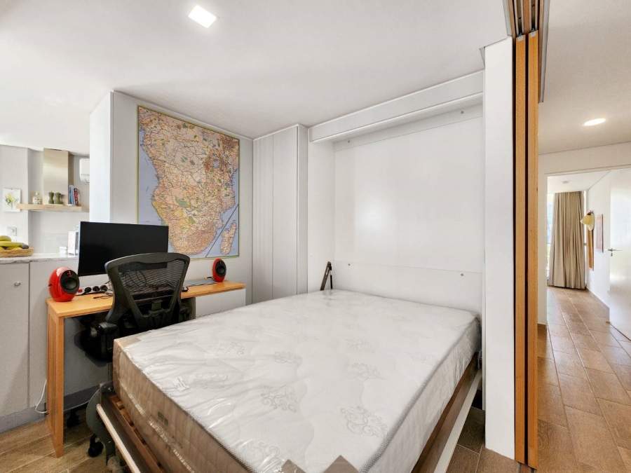 1 Bedroom Property for Sale in Gardens Western Cape